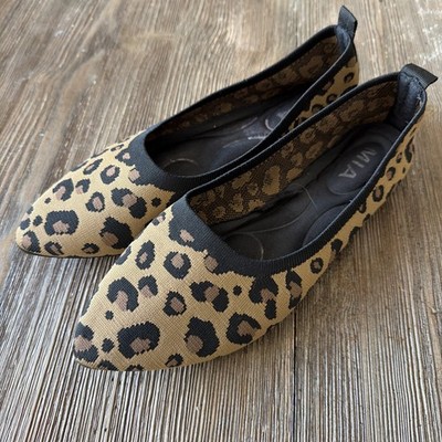 MIA Size 9.5 Cheetah Print Rubber Sole Stretch Ballet Flat Loafer Shoe  comfort