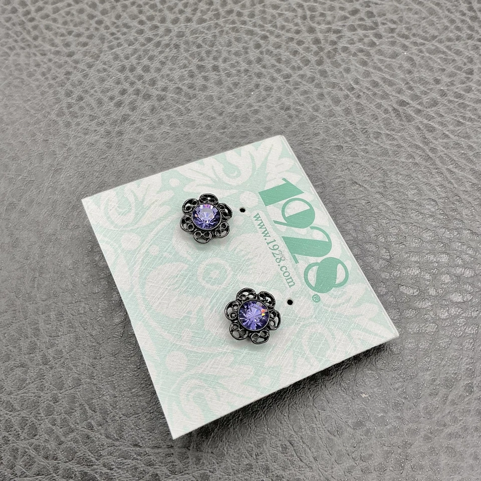 1928 Jewelry Floral Filigree Stud Earrings Purple Crystal Rhinestone Womens 1/2" - Image 3 of 4