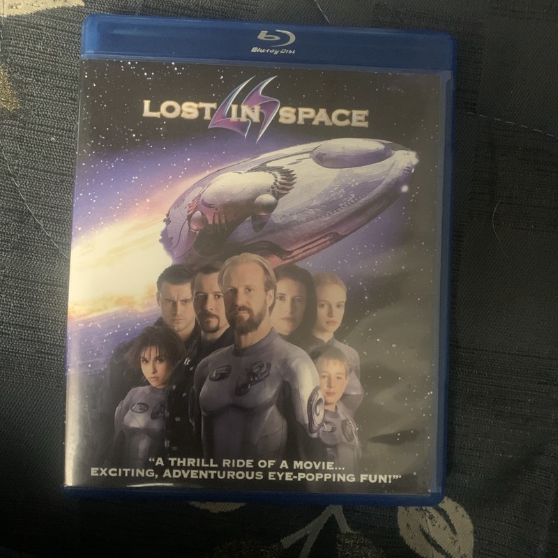 Lost in Space (1998, Bluray) William Hurt Sci Fi Family Adventure