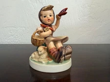 Vintage TMK-5 GOEBEL M. I. Hummel Figurine Farewell #65/I  Germany