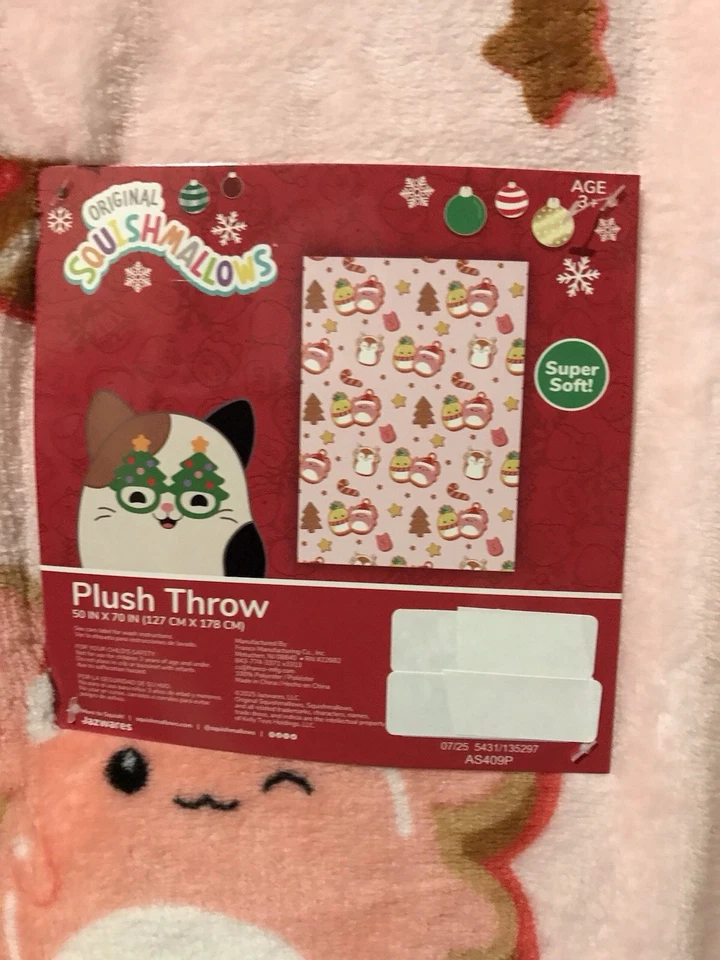 Squishmallows Pink Large 50 X 70 Super Soft Plush Christmas Throw - Image 2 of 4