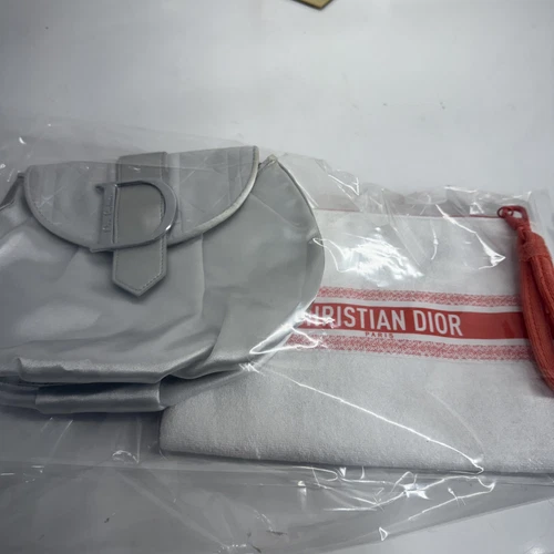 Ensemble Christian Dior. Tissu serviette pochette été nouveauté 9x7