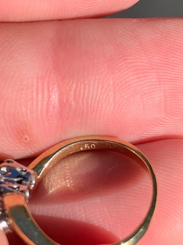 18ct gold diamond 1/2ct 3 stone ring vintage - Picture 7 of 8