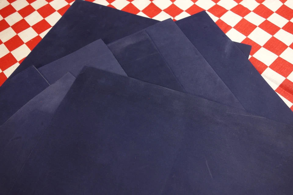 AUTHENTIC HORWEEN 4 oz ROYAL BLUE DRYDEN LEATHER HIDE 12" x 12" NAT. QLTY. - Image 2 of 4