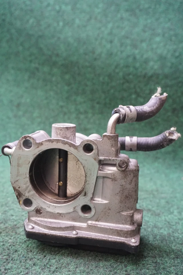 2004 TOYOTA SOLARA 2.4L corpo do acelerador fabricante de equipamento original 220300h021 137.849 milhas - Imagem 3 de 4