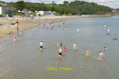 Foto 6x4 Saundersfoot Strand Familien genießen die Sonne Schwimmen und Pad c2017