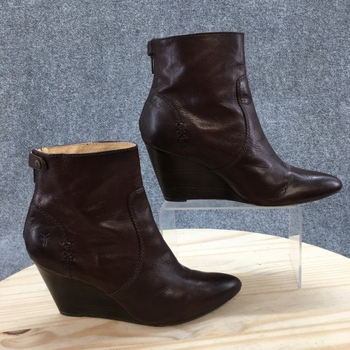 Frye Stiefel Damen 9 M Regina Keilabsatz Booties braun Leder Reißverschluss hinten spitz zulaufend