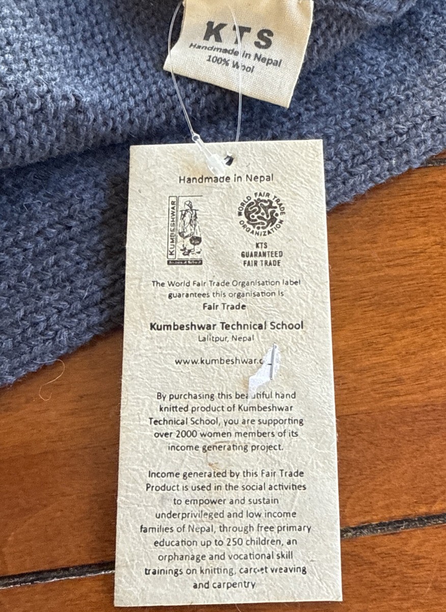 Foulard KTS Laine 100% – Gris, Fait Main Népal, Commerce équitable, Long 90 Pouces