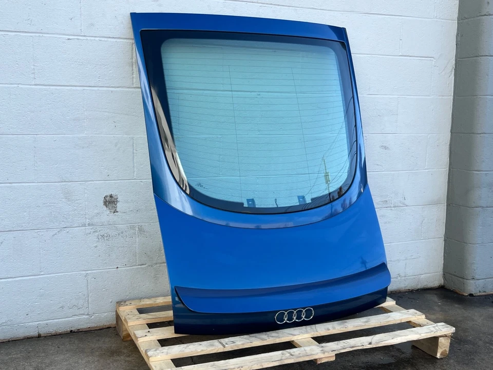 AUDI TT 2000-2006 CUPÉ MALETERO ESCOTILLA TAPA CUBIERTA CON ALERÓN Y CRISTAL AZUL OEM Foto 3 de 4
