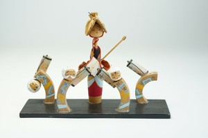 Vintage-Japanese-Doll-Music-Miniature-Kokeshi-Red-Kimono-Decor-Show-Collectibles