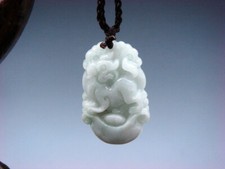 Jade Crafted Chinese Zodiac Horoscope Dog Pendant Feng-Shui Necklace 030621