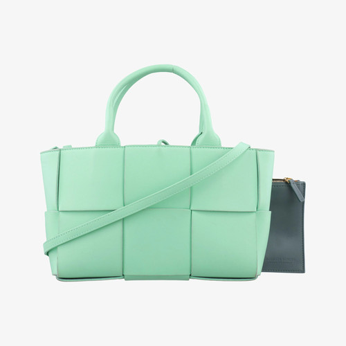 Used Bottega Veneta The Arco Tote Green Lambskin R00006760O