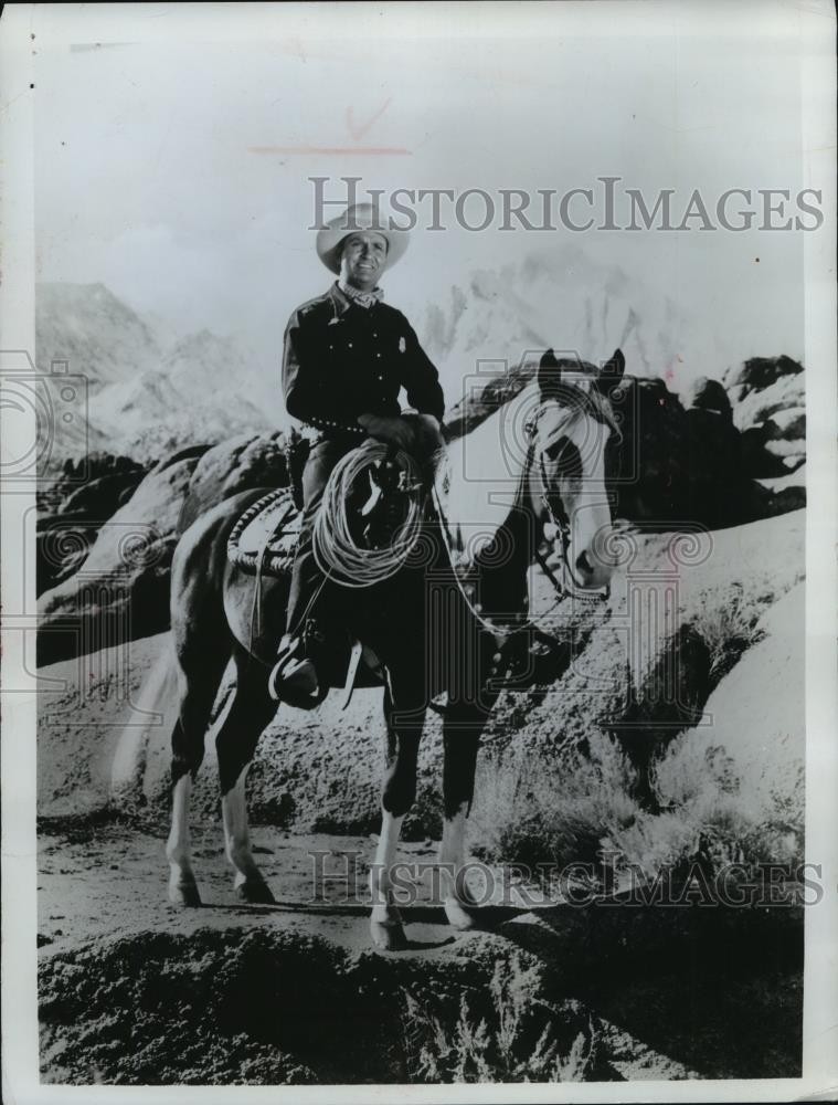 1952 Press Photo Gene Autry on his horse, Champion - mjx30790