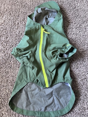 Thin Nylon Hoodie Dog Doggy Rain Jacket Green with hood Size large