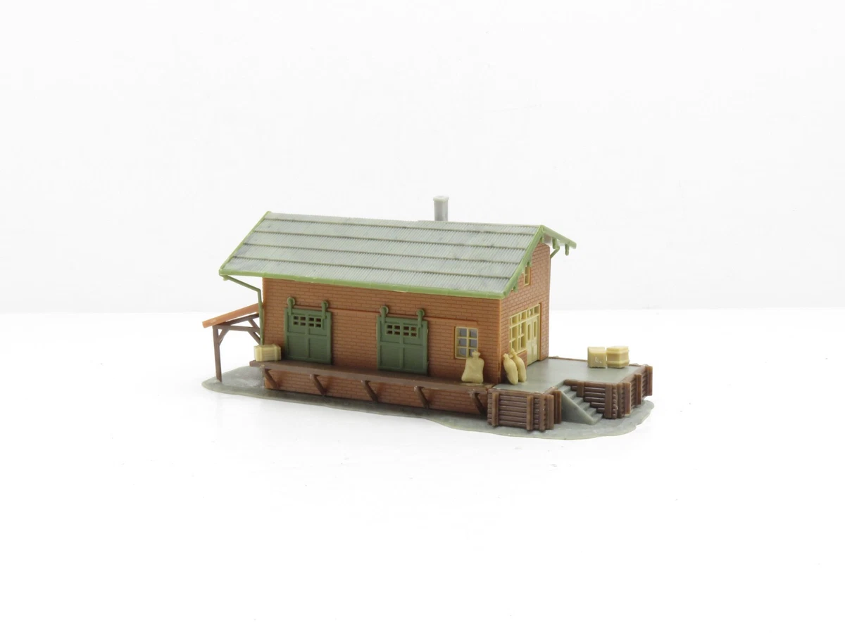Faller H0 - 156 - Décor - Kit d'un hangar à locomotive
