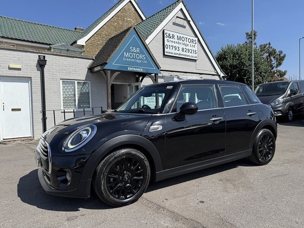 eBay - 2019 MINI Hatch Cooper Classic...