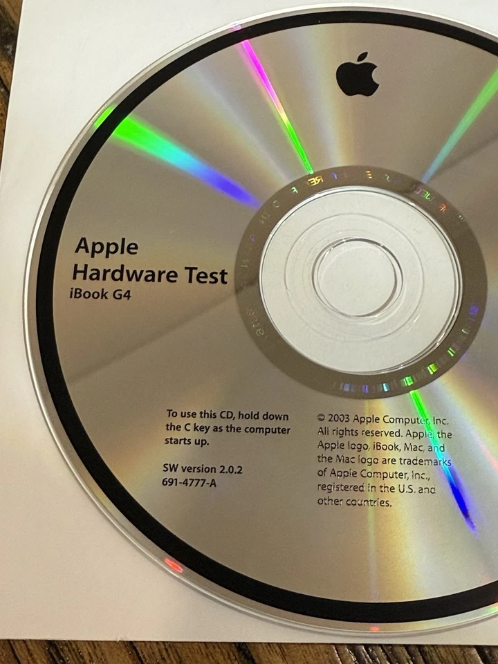 Apple iBook G4 Mac OS X 10.3.2, Software & Hardware Test - Vintage Mac Restore - Image 4 of 4