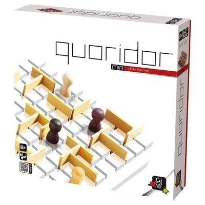Quoridor Mini Classic Strategy Board Game for 2-4 players (aged 8+) from Gigamic