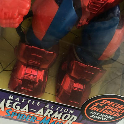 TOYBIZ Marvel Comics Battle Action Mega Armor Spider-Man