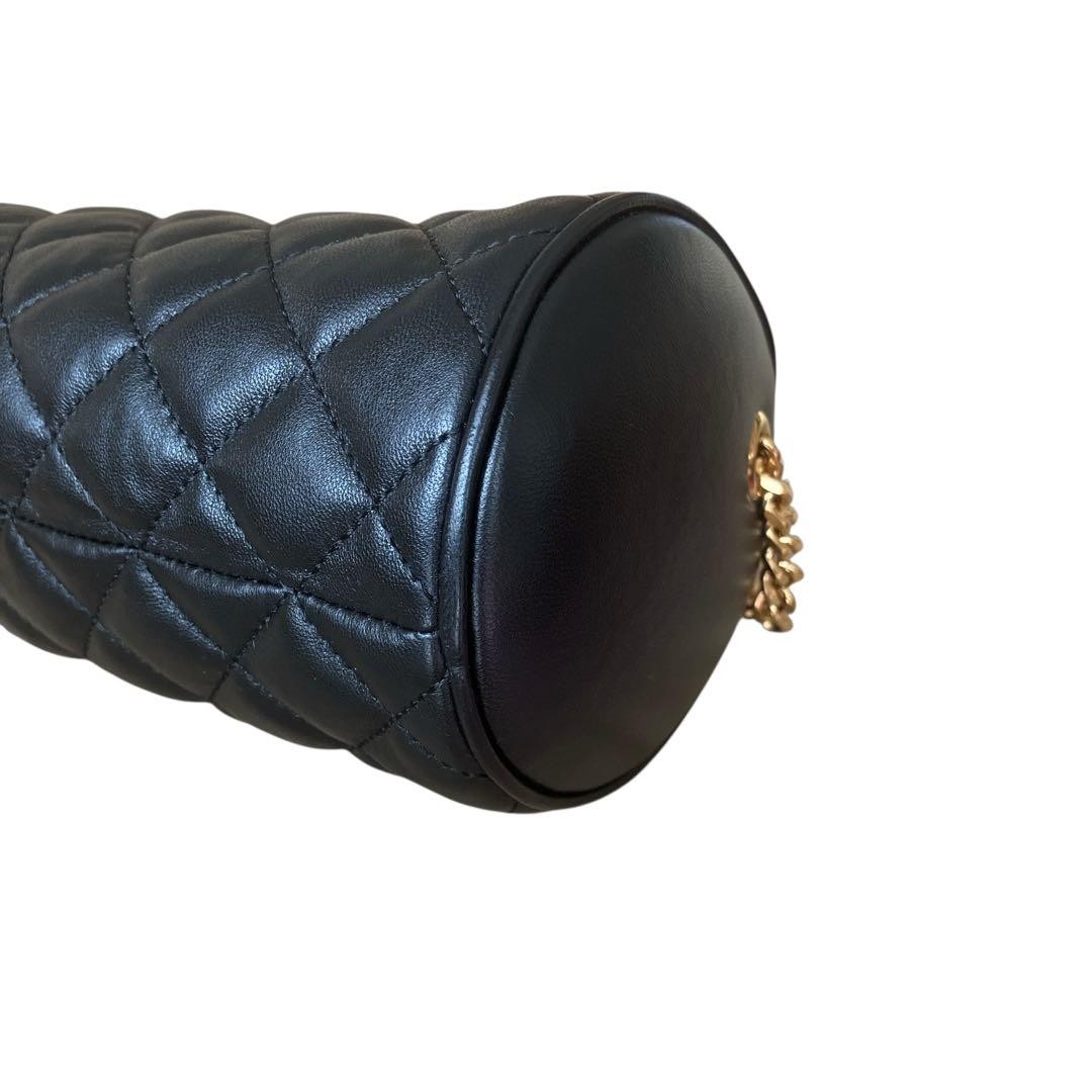 Versace Medusa Leather Shoulder Bag Black Authentic Used thumbnail 7