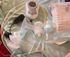 Motif Duo Double Electric Breast Pump 24mm White/Gray Kit  Storage Bags
