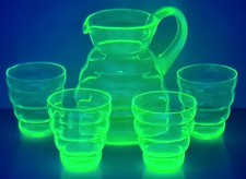 Art Deco Set Caraffa Vetro/Brocca + 4 Bicchiere Vetro All'Uranio Um 1920 O768