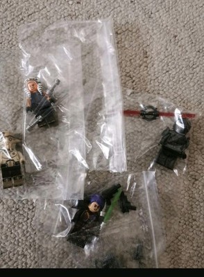 LEGO Star Wars: Ahsoka Tanos T-6 Jedi Shuttle (75362) Minifiguren 