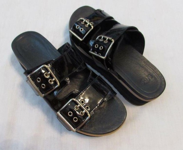 Celebrity-Loved Ugg Slides Are on Sale at Nordstrom | PEOPLE.com