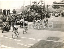 1955 CICLISMO GENOVA Giro d'Italia - Squadra DONISELLI nella prova a cronometro 
