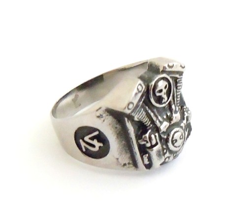 Anello Motore Bici Uomo Acciaio Inox Moto Due Cilindri Harley Biker - Foto 5 di 6