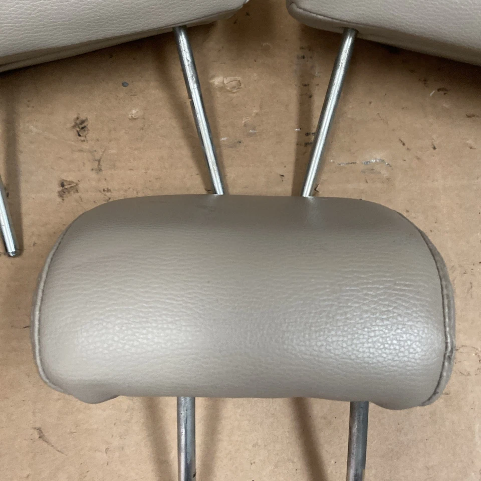 Juego de reposacabezas trasero Subaru Outback Wagon 2005 2006 2007 0039 Foto 4 de 4