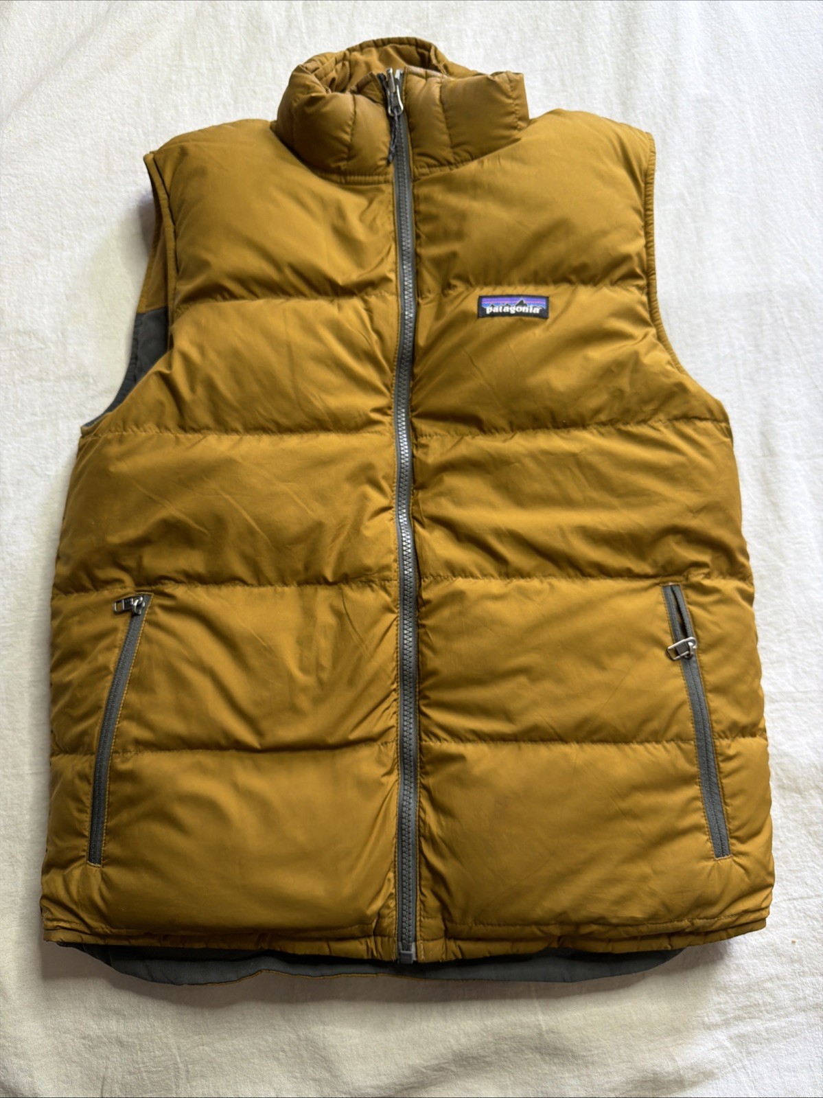 Patagonia Men's Yellow Gray Reversible Duck Down Puffer Vest Full Zip Medium thumbnail 4