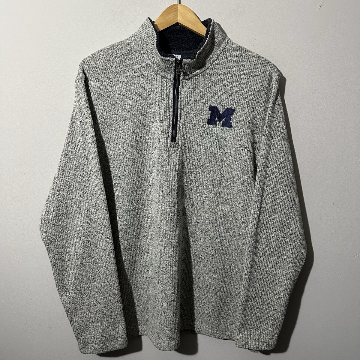 MADNIGHT スウェットシャツ (Bluish Gray) XLサイズ Michigan Wolverines Pro Edge Knights Apparel 1/4 Zip Sweatshirt