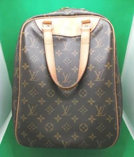 LOUIS VUITTON Excursion M41450, slight corner wear