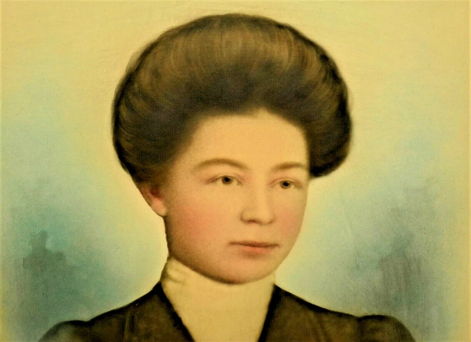 古董原版19世纪雕像肖像绘画和镀金花卉雕刻框架 — 第 3/4 张图片