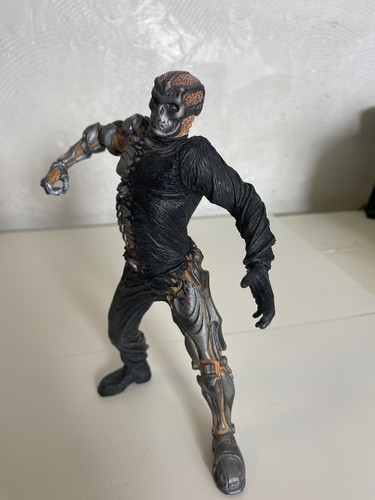 **RARE** McFarlane Toys Jason X Movie Maniacs Series 5 Jason Voorhees Figure