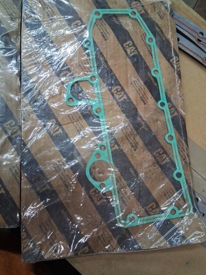 Genuine Caterpillar CAT 233-7654 and 233-7655 Oil Cooler/Housing Gaskets. 