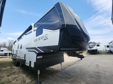2026 Jayco Seismic 359