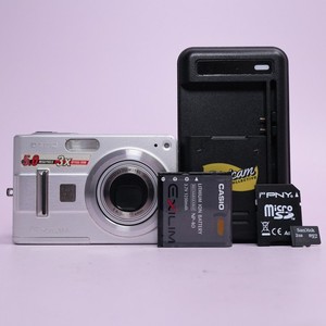 Casio Digital Camera Exilim EX-Z57 5.0MP Silver Tested Full Working Set
