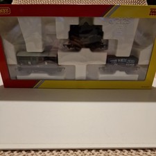 Hornby 00 Gauge Wagon Pack Of 3 R60135