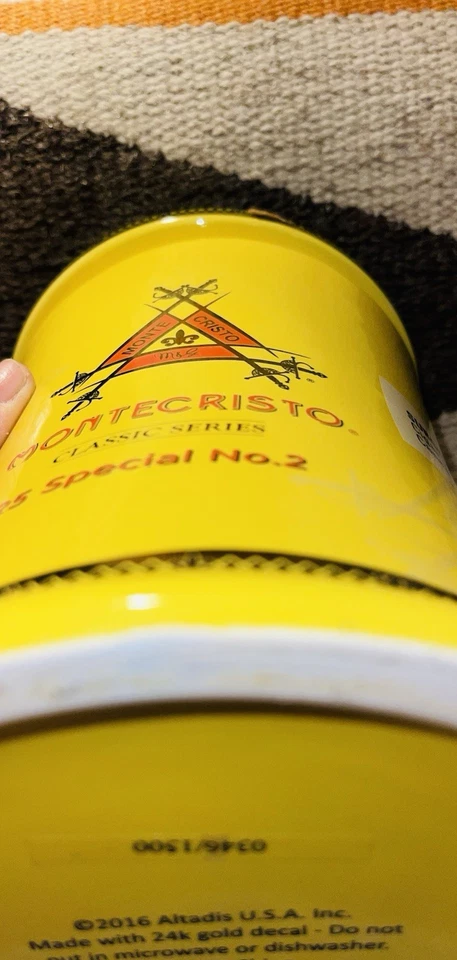 HUMIDOR DE CIGARROS DE CERÁMICA AMARILLA MONTECRISTO Nº BOTE DE 2 TARROS EDICIÓN LIMITADA 346/1500 Foto 4 de 4