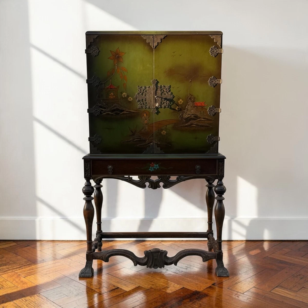 25+ Hollywood Regency Antique Furniture for sale | Updated Oct 2026