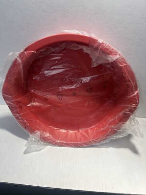 Tupperware Silicone Magic Baking Form 10  Round Cake Oven Red New
