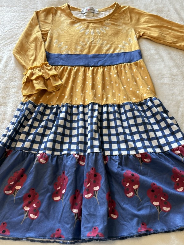 New Adorable Sweetness Girl’s Size 4 XS X-Small Girls Casual Soft Dress Outfit