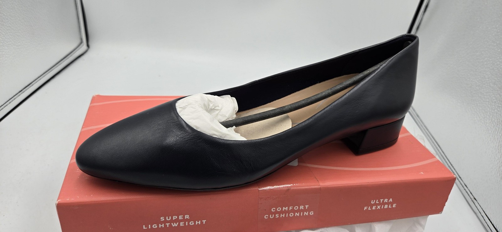 Easy Spirit SeCALDISE Shoes Womens Size 9.5 Dark Blue Block Heel Pump Comfort