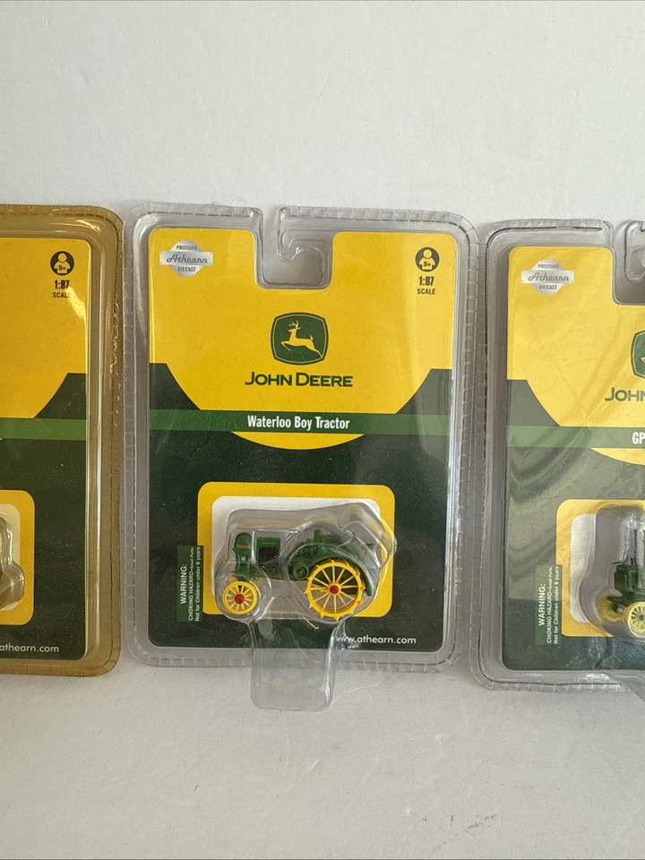 John Deere Athearn 1:87 HO Scale 4 Tractor Set - BRAND NEW - Image 4 of 4