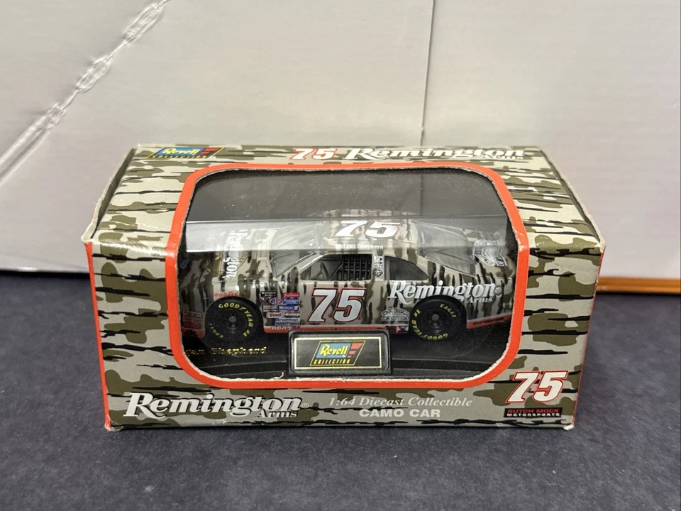 Lot Of 3 1996 Morgan Shepherd #75 Remington Stren 1/64 Revell NASCAR Diecast - Image 3 of 4