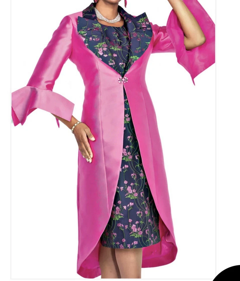 Champagne 2pc Long Jacket & Dress Set W/ Rhinestone Clasp Size  14 Fushia & Navy - Image 3 of 4