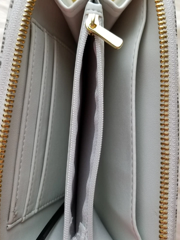 Mossimo ~ Muñequera de cuero sintético ~ Blanca ~ VT5210 ~ 4" x 7" Foto 4 de 4