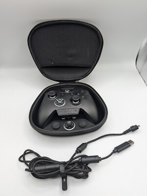 Razer Wolverine Ultimate Gamepad, Gaming Controlle, Black,Razor Chroma RGB(Part)